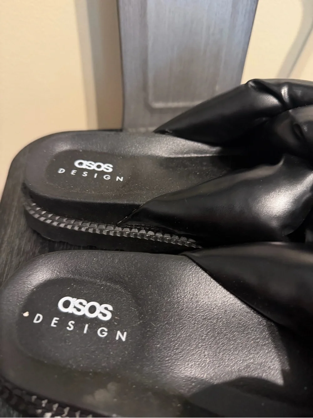 ASOS Design Puffy Knot Slide Sandals Black Faux Leather EU 38 US 7